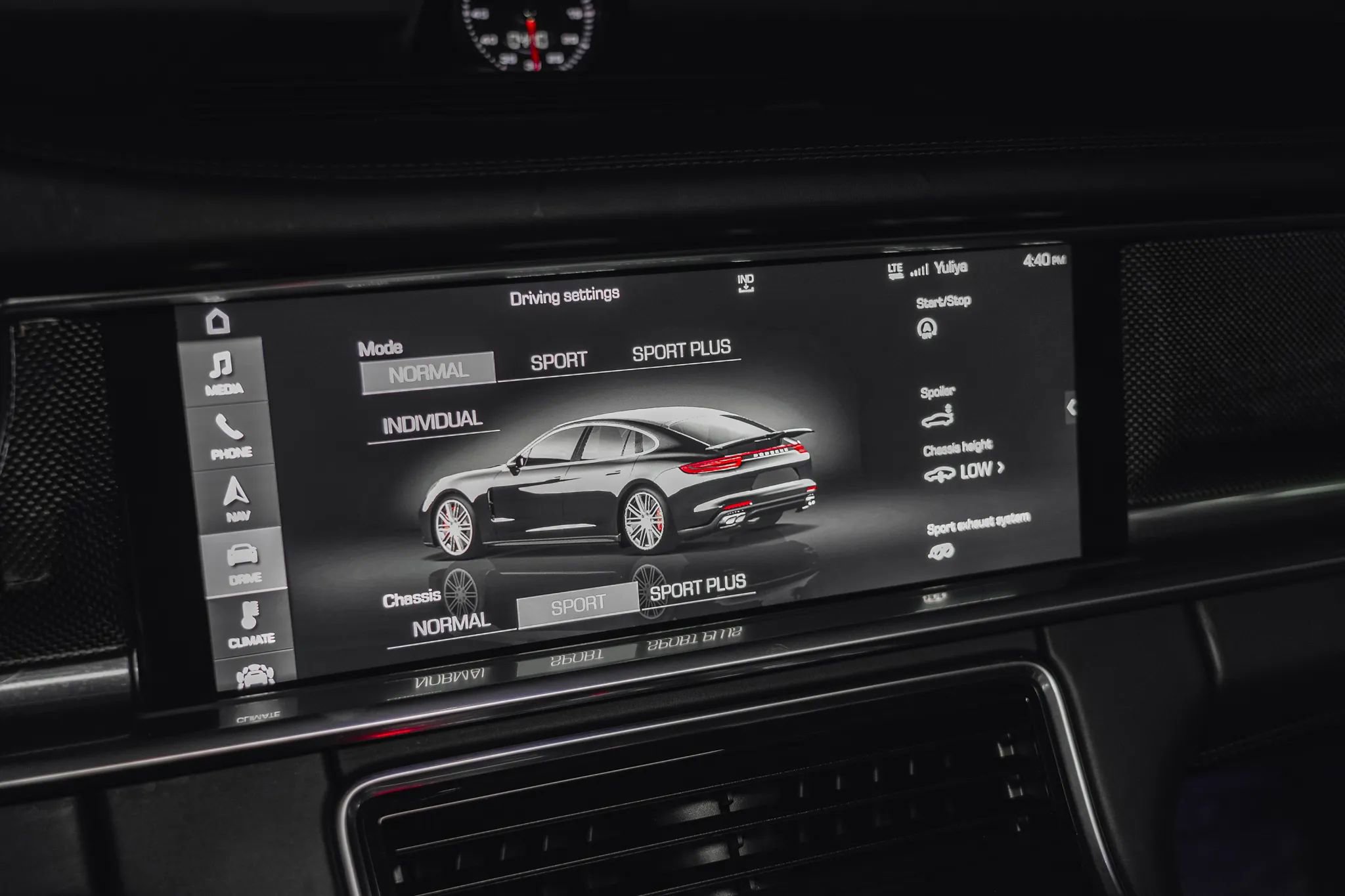 Used 2017 Porsche Panamera Turbo image 69