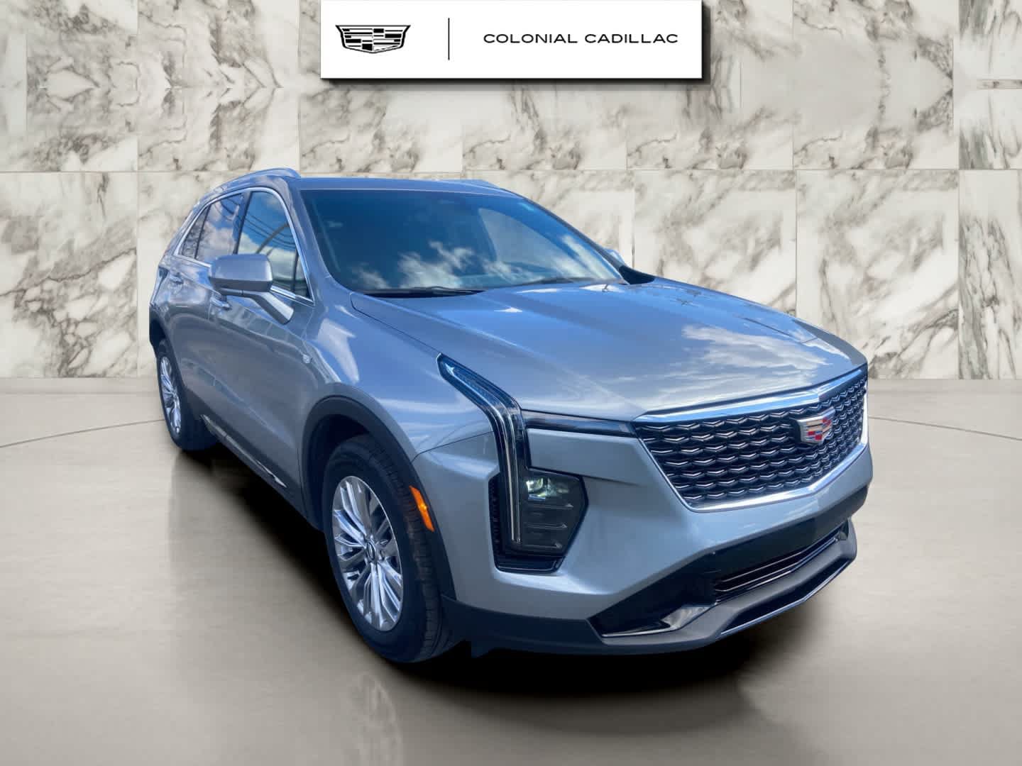 Used 2025 Cadillac XT4 Premium Luxury AWD/4WD image 6