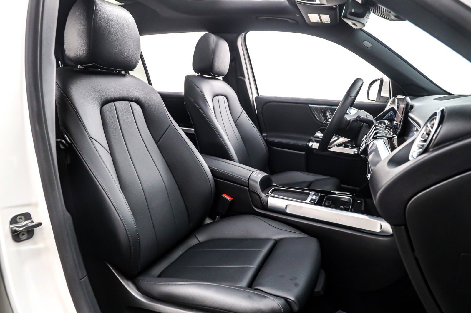 Used 2024 Mercedes-Benz EQB 250+ image 7