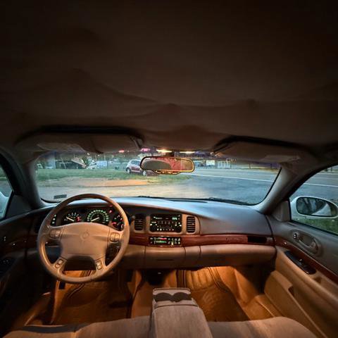 Used 2002 Buick Le Sabre Custom w/ Luxury Pkg FWD image 19