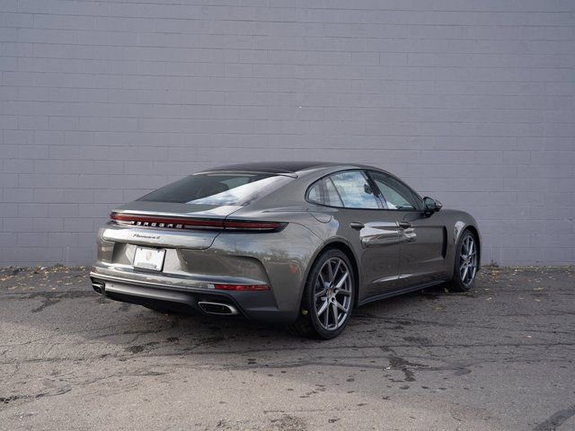 New 2026 Porsche Panamera 4 image 7