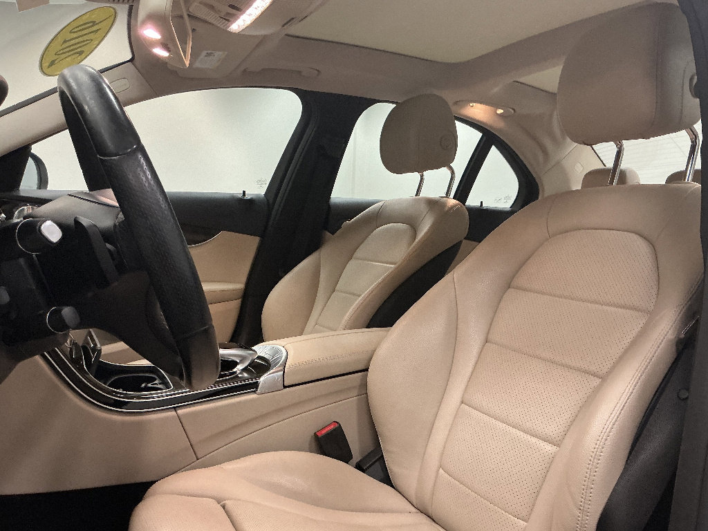 Used 2016 Mercedes-Benz C 300 4MATIC Sedan image 10