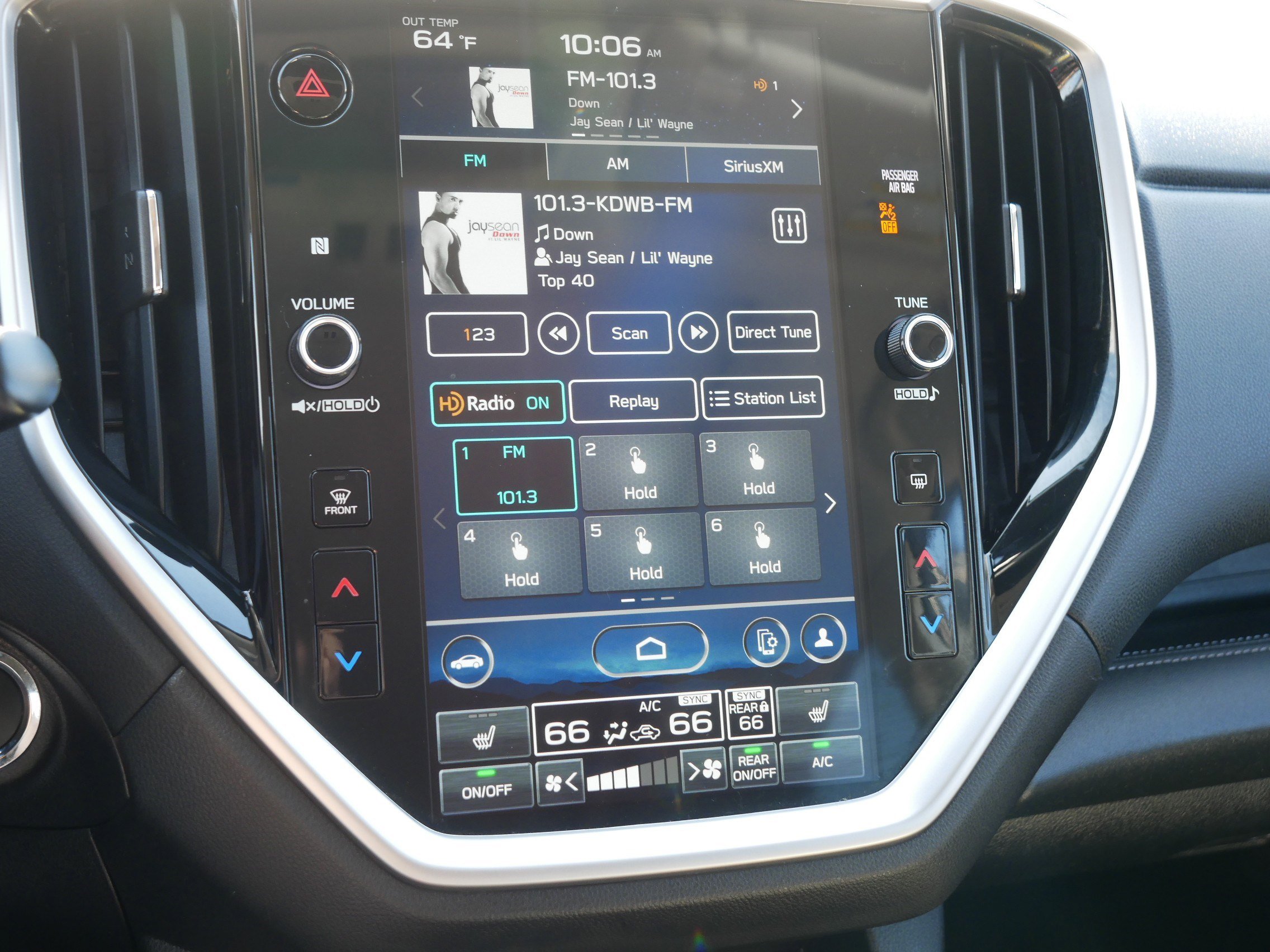 Used 2023 Subaru Ascent Limited w/ Technology Package image 22