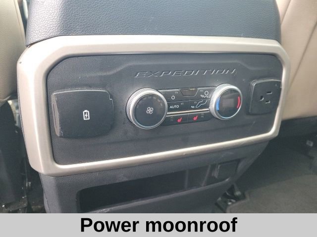 Used 2024 Ford Expedition Limited RWD image 7