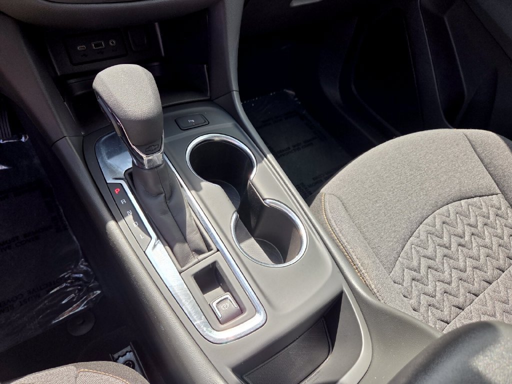 Used 2024 Chevrolet Equinox LT w/ LPO, Cargo Package FWD image 26