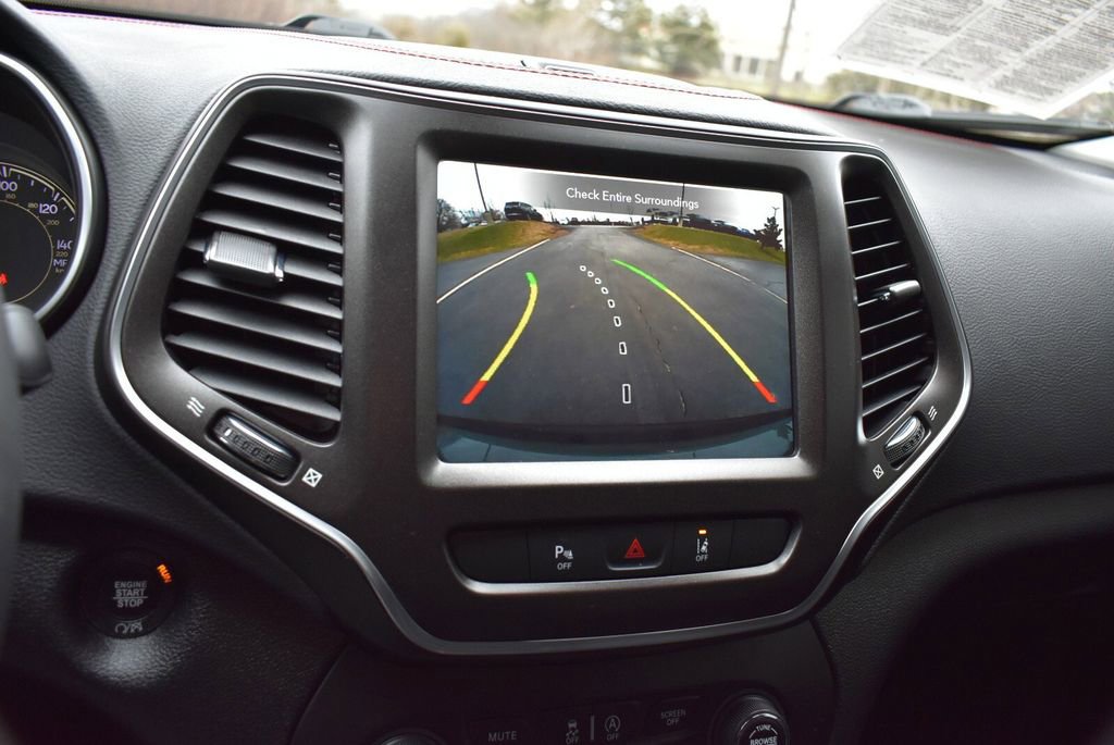 Used 2022 Jeep Cherokee Trailhawk w/ Sun, Sound & Nav Group image 23