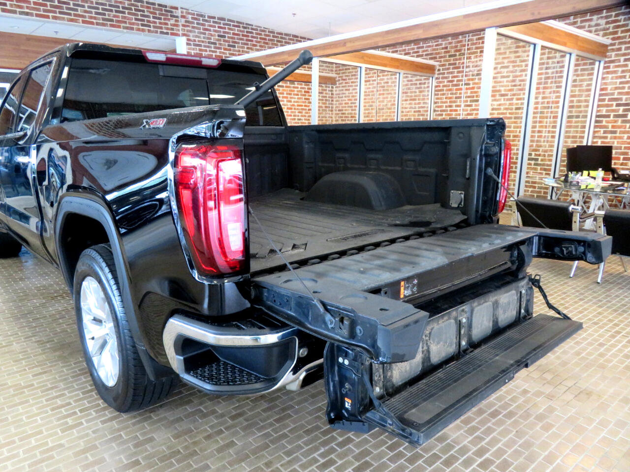 Used 2021 GMC Sierra 1500 SLT w/ SLT Premium Plus Package image 58