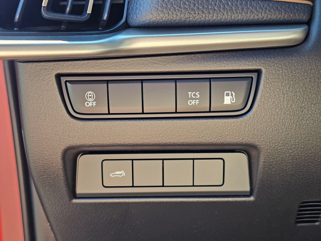 Certified 2024 MAZDA CX-90 Plug-In Hybrid w/ Preferred AWD/4WD image 37