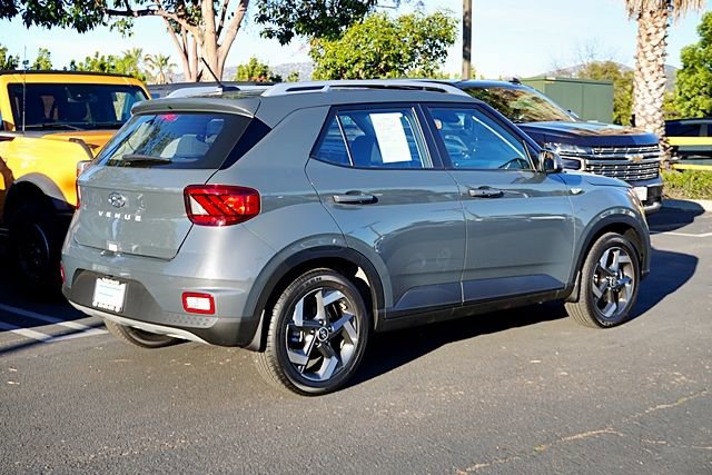 Used 2026 Hyundai Venue SEL image 9