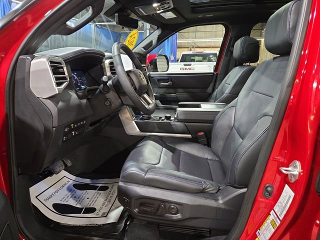 Used 2024 Toyota Sequoia Platinum image 2