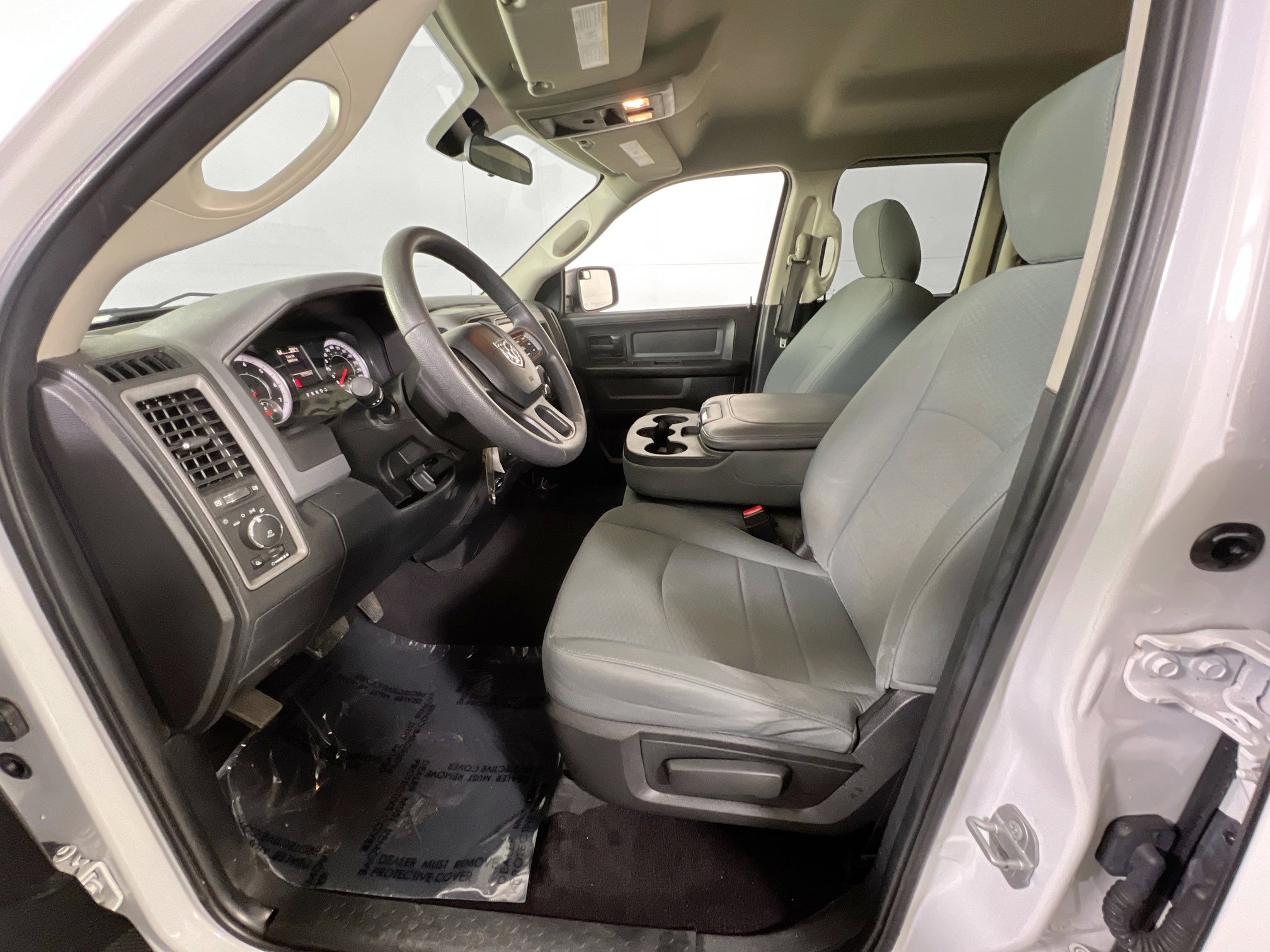 Used 2018 RAM 1500 Express image 19