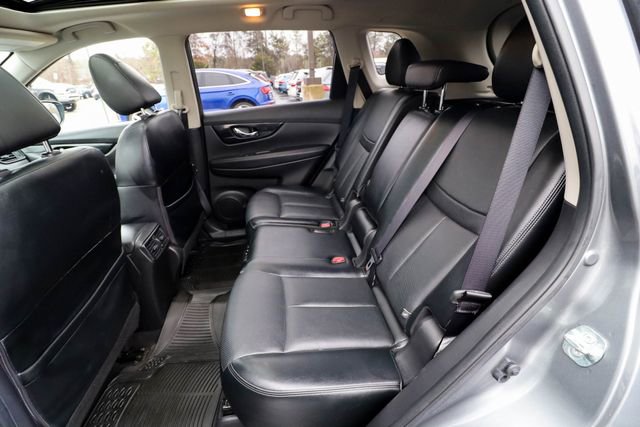 Used 2018 Nissan Rogue SL w/ Premium Package image 44