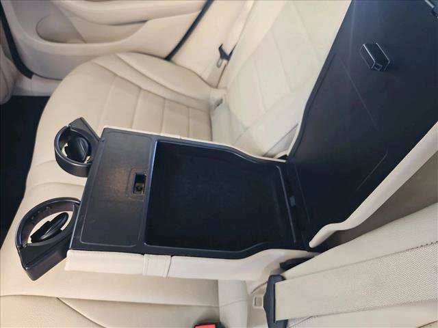 Used 2020 Mercedes-Benz GLC 300 image 19