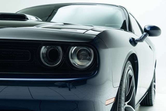 Used 2017 Dodge Challenger R/T Scat Pack RWD image 11