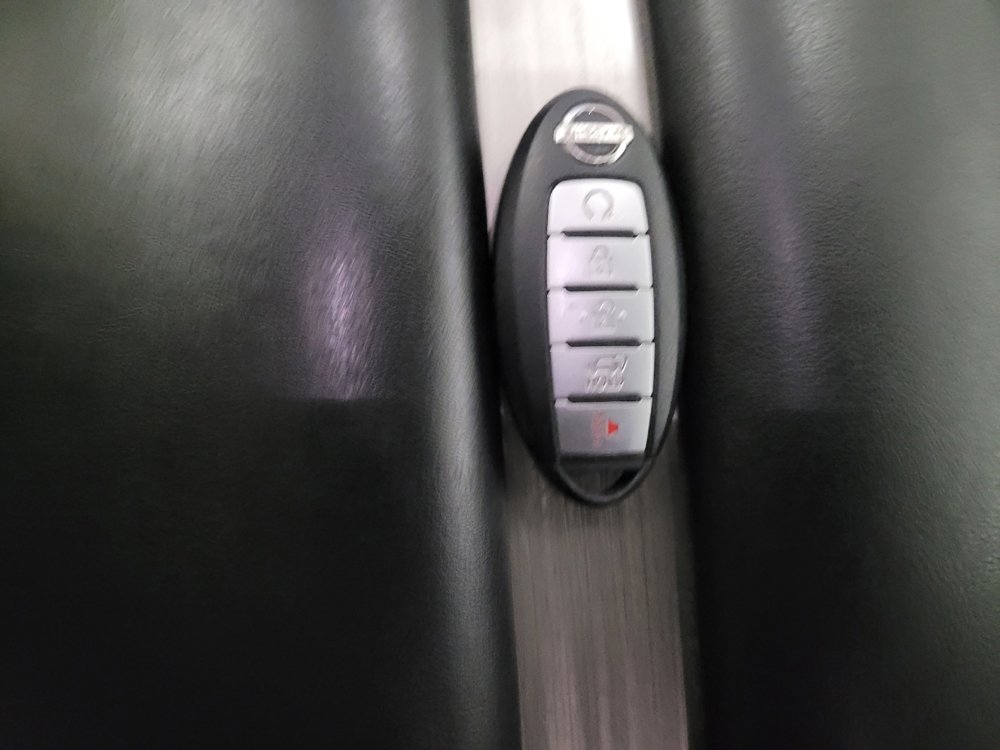 Used 2015 Nissan Murano SL w/ Cargo Package image 32