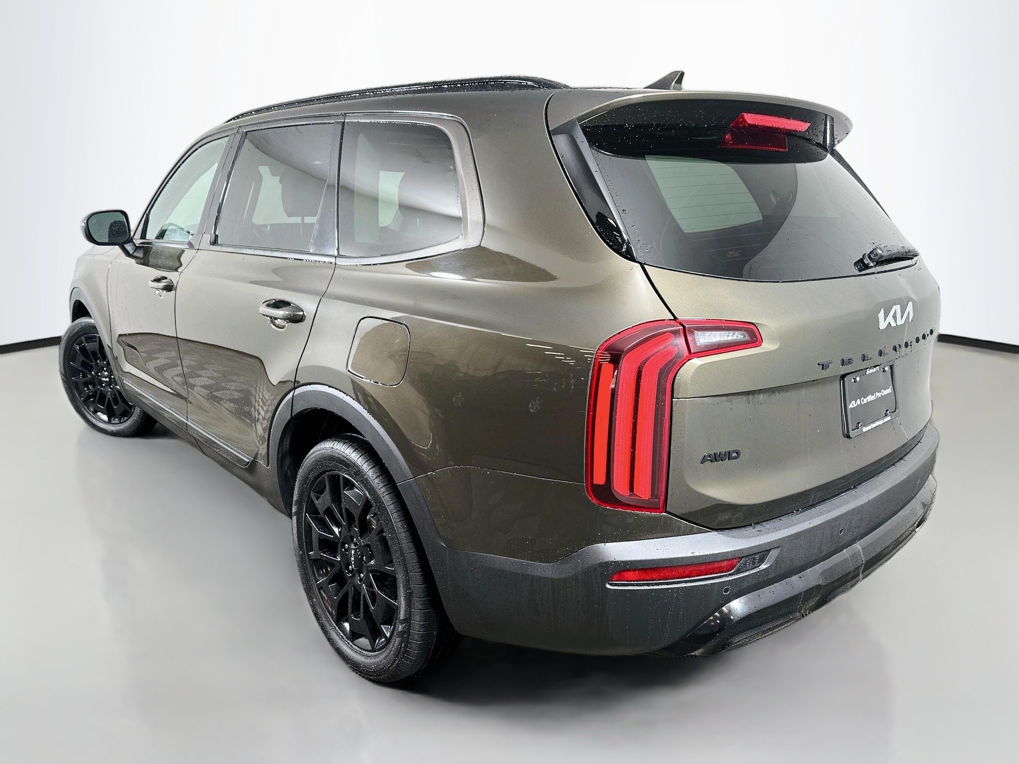 Used 2022 Kia Telluride EX w/ EX Premium Package AWD/4WD image 5