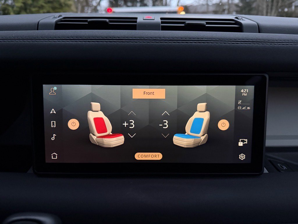 Used 2023 Land Rover Defender 110 X-Dynamic SE image 24