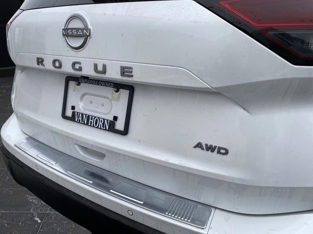 New 2026 Nissan Rogue SV w/ SV Premium Package image 30