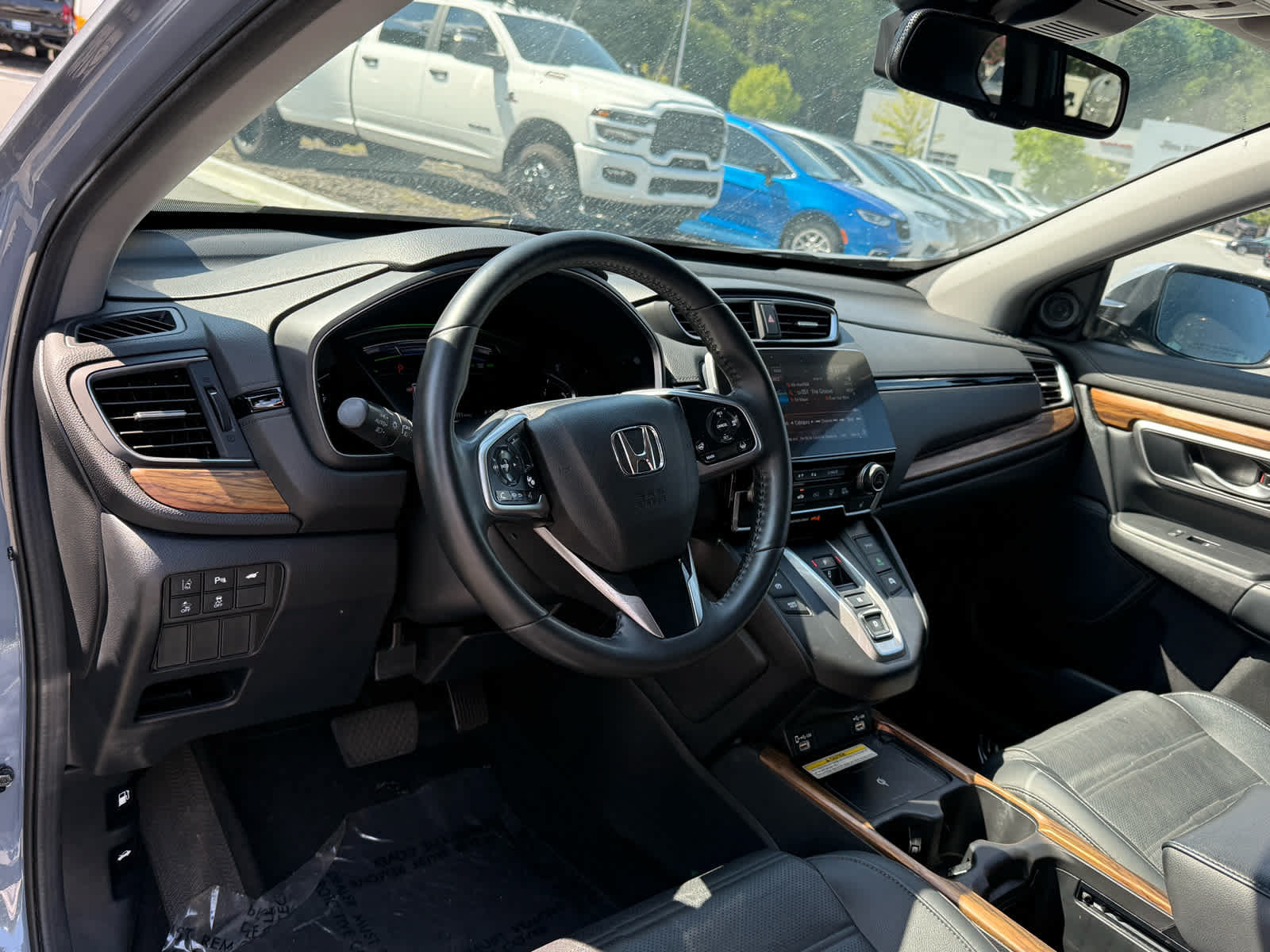 Used 2022 Honda CR-V Touring image 14
