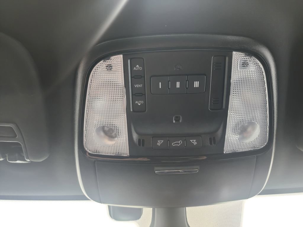 Used 2024 Dodge Durango GT image 23