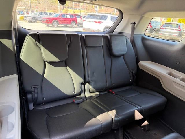 Used 2022 Kia Carnival LX image 39