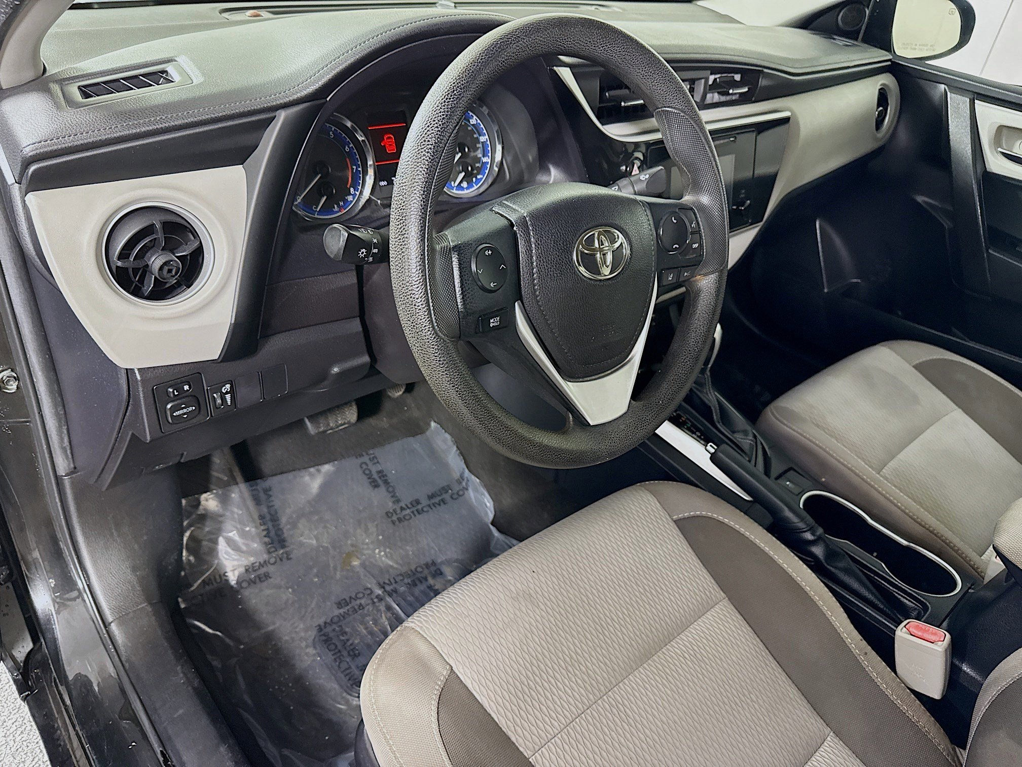 Used 2018 Toyota Corolla L image 22