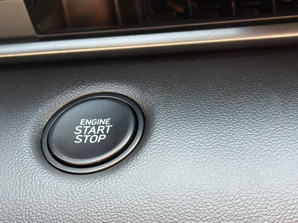 New 2026 Hyundai Elantra SEL Sport FWD image 31