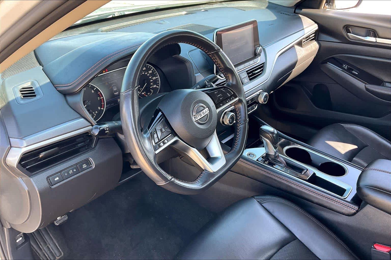 Used 2024 Nissan Altima 2.5 SR FWD image 20