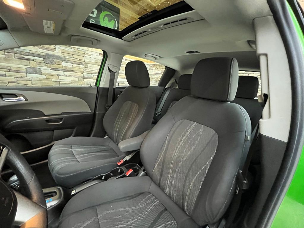 Used 2015 Chevrolet Sonic LT FWD image 30