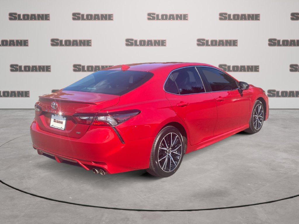 Used 2021 Toyota Camry SE FWD image 5