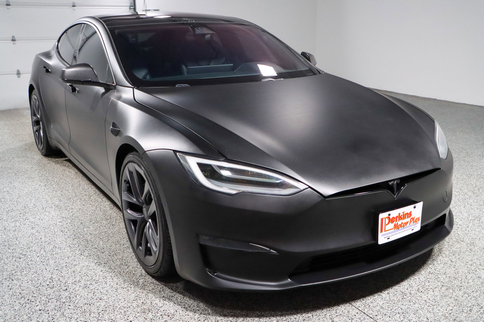 Used 2022 Tesla Model S Plaid image 5