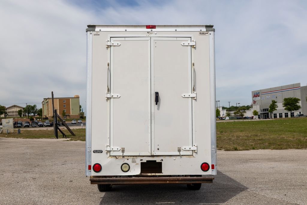 Used 2014 Chevrolet Express 3500 RWD image 6