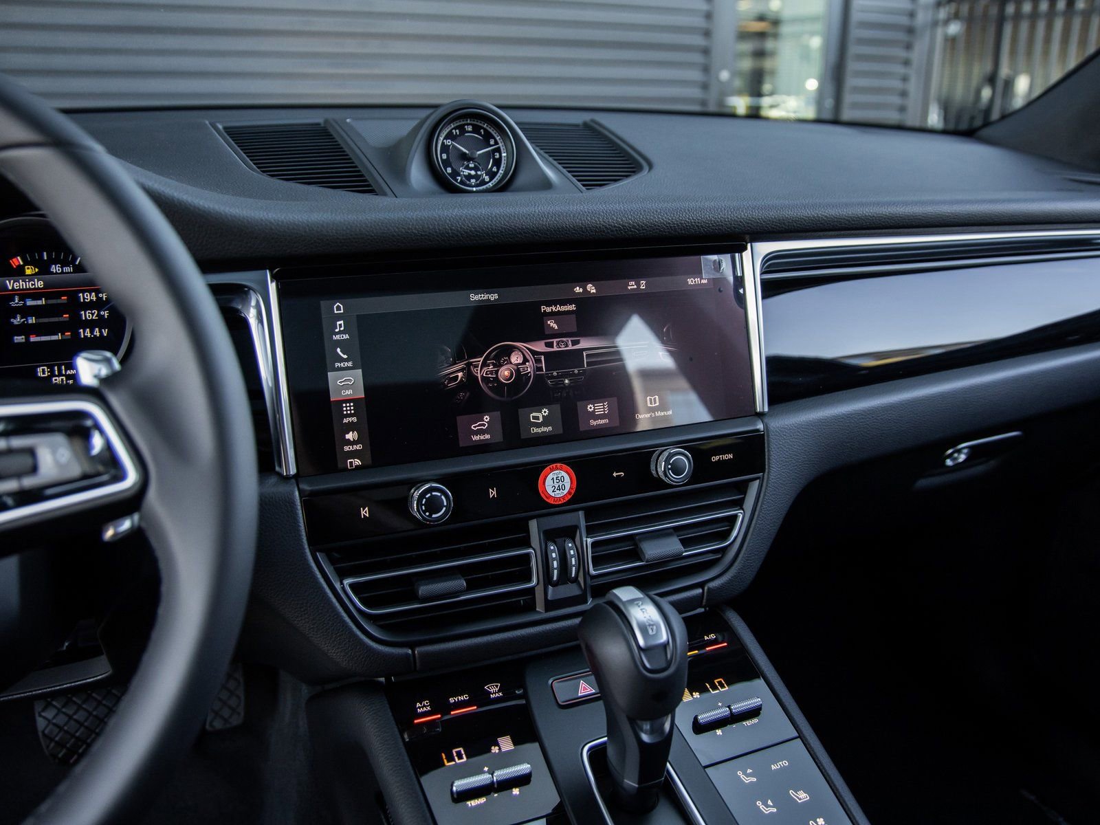 Certified 2026 Porsche Macan image 31