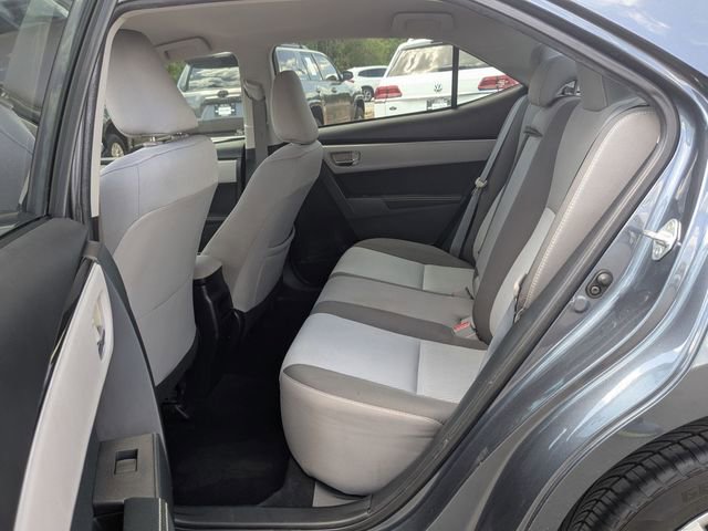 Used 2018 Toyota Corolla LE FWD image 21