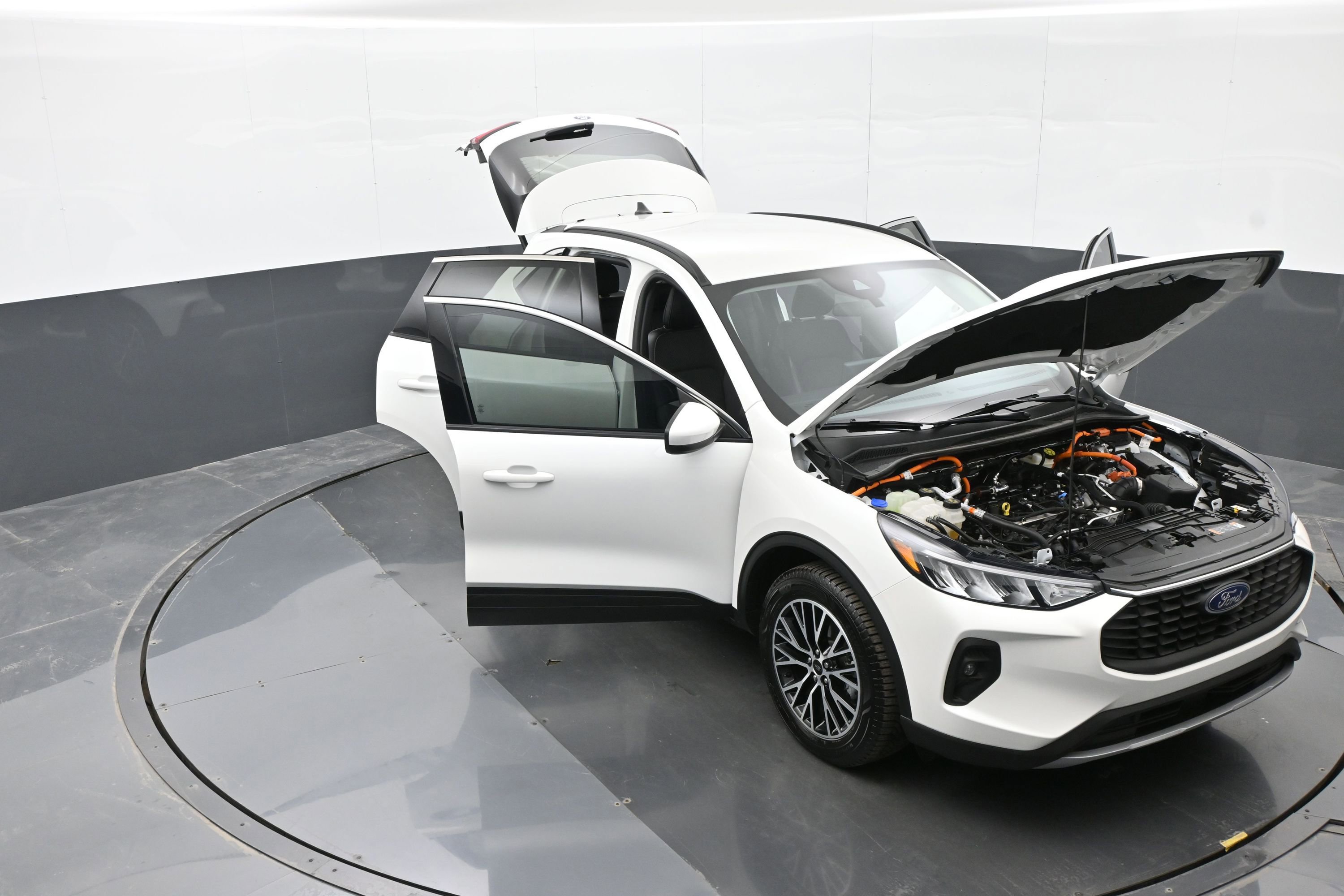 Used 2023 Ford Escape SE image 45