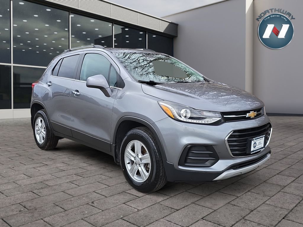 Used 2020 Chevrolet Trax LT w/ Driver Confidence Package image 7