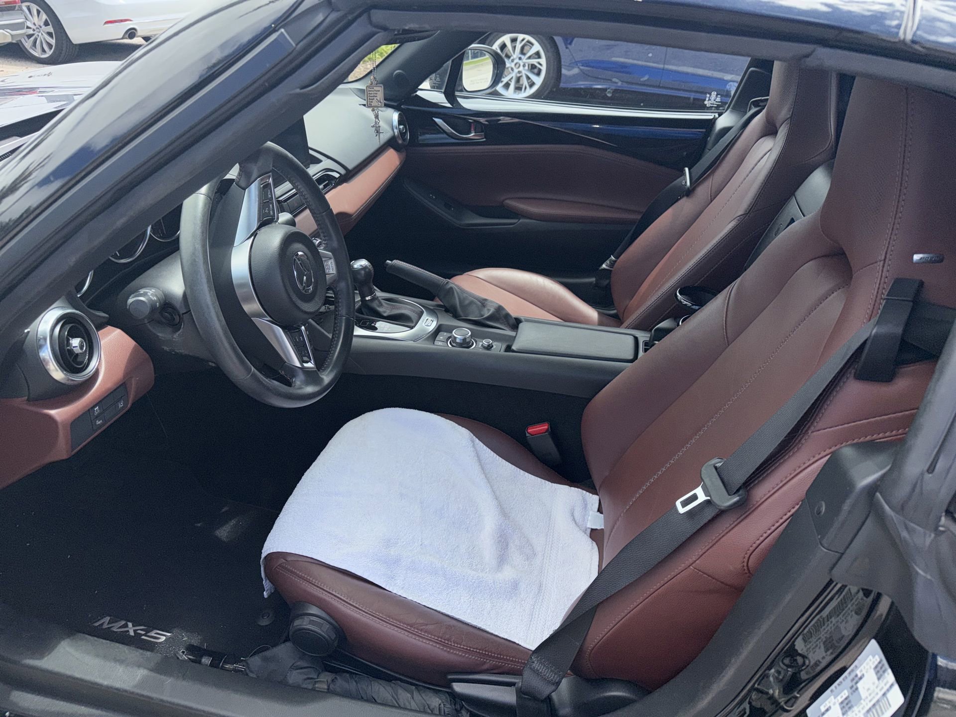 Used 2018 MAZDA MX-5 Miata RF Grand Touring image 9