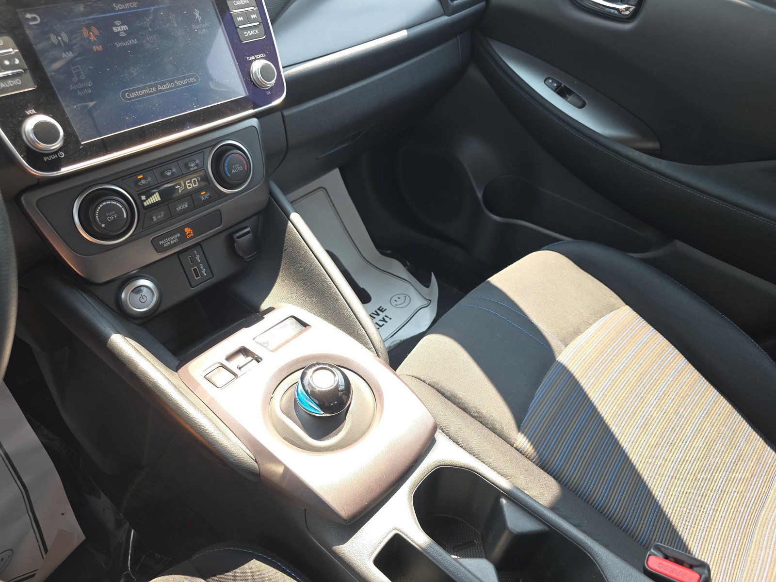 Used 2022 Nissan Leaf S FWD image 21