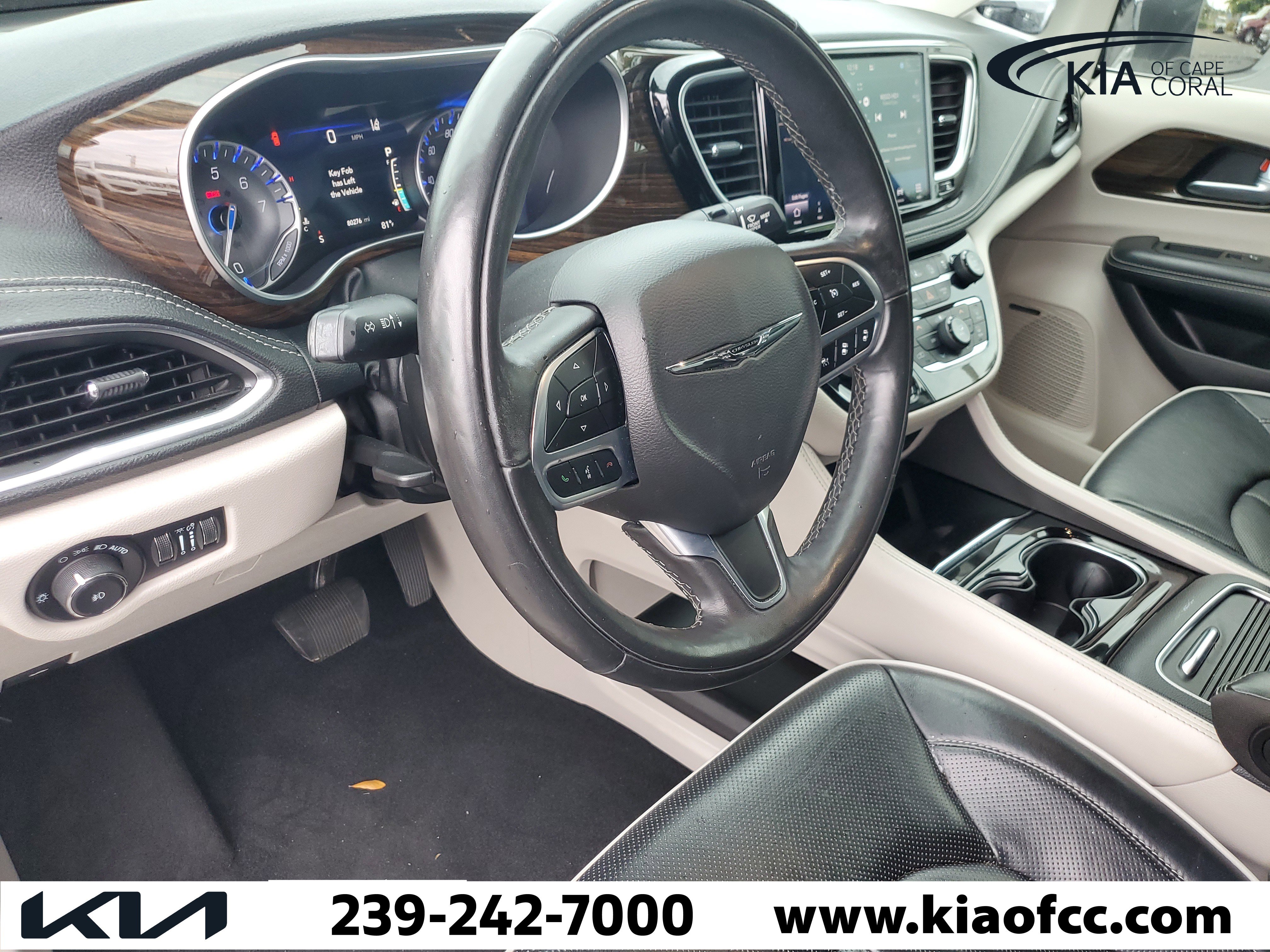 Used 2022 Chrysler Pacifica Limited FWD image 29