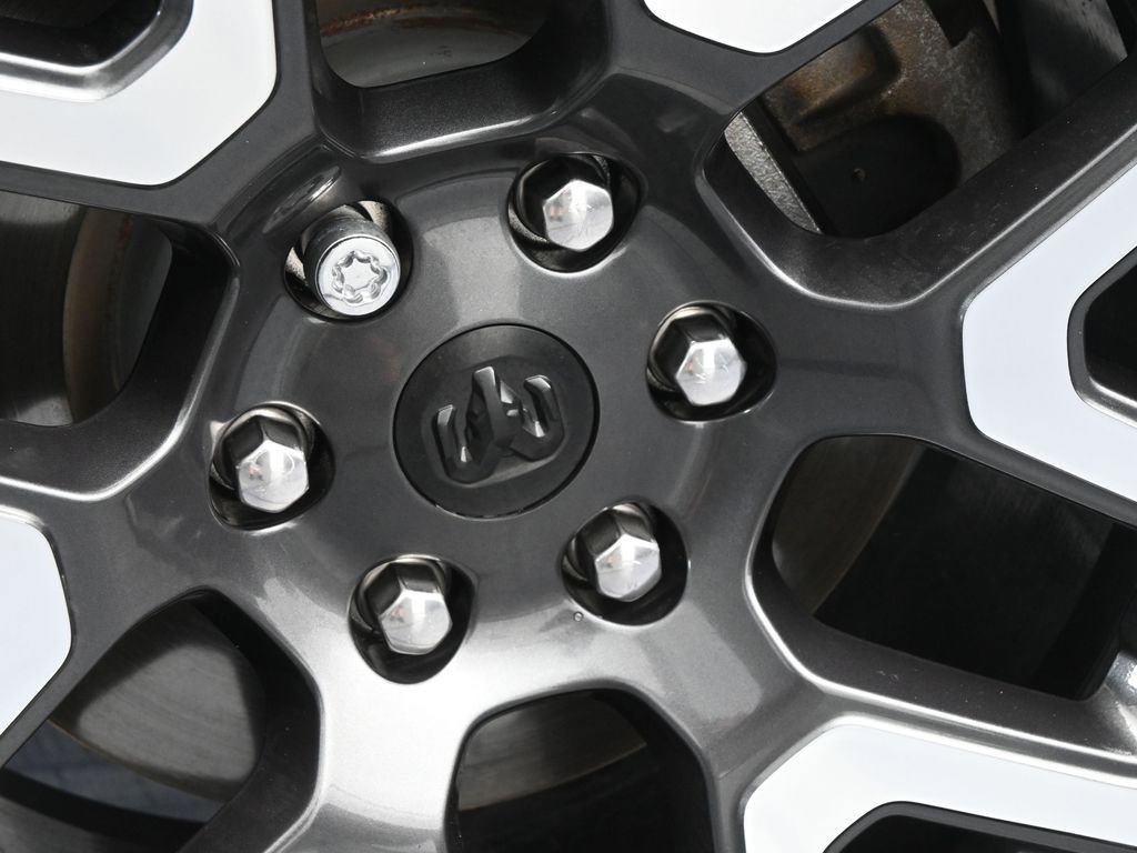 Used 2025 RAM 1500 Laramie image 33