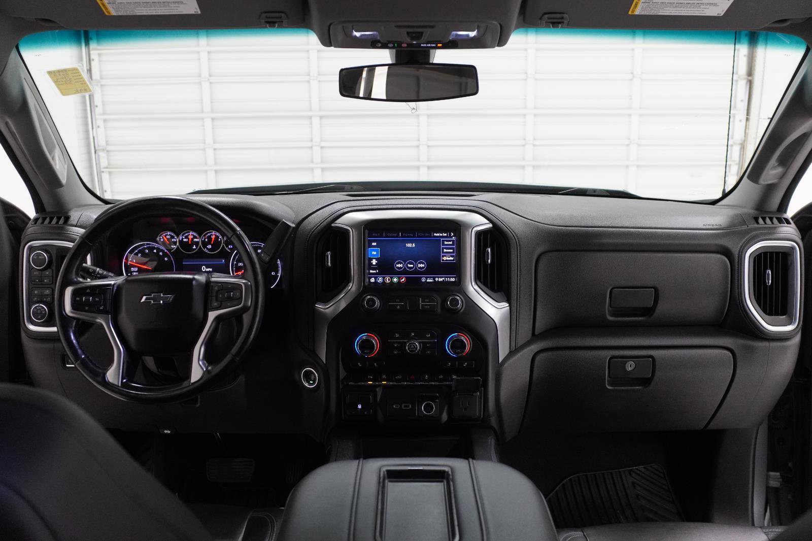 Used 2020 Chevrolet Silverado 1500 RST w/ Texas Edition AWD/4WD image 30