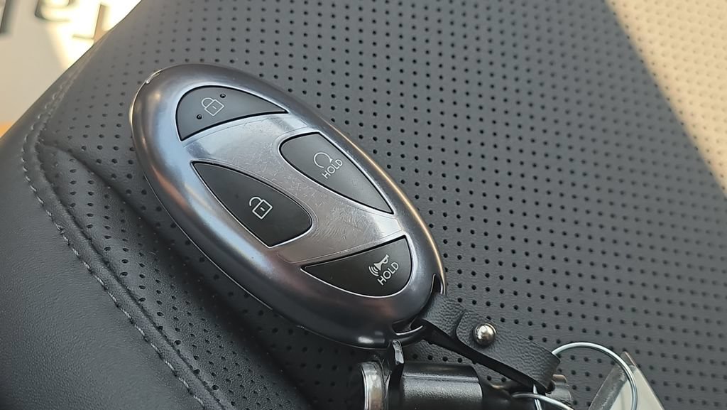 New 2026 Hyundai Kona SEL Premium FWD image 32