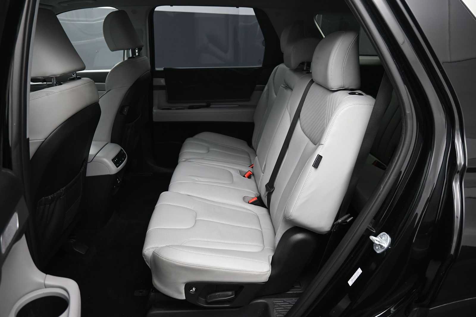 Certified 2023 Hyundai Palisade SEL w/ Cargo Package AWD/4WD image 22