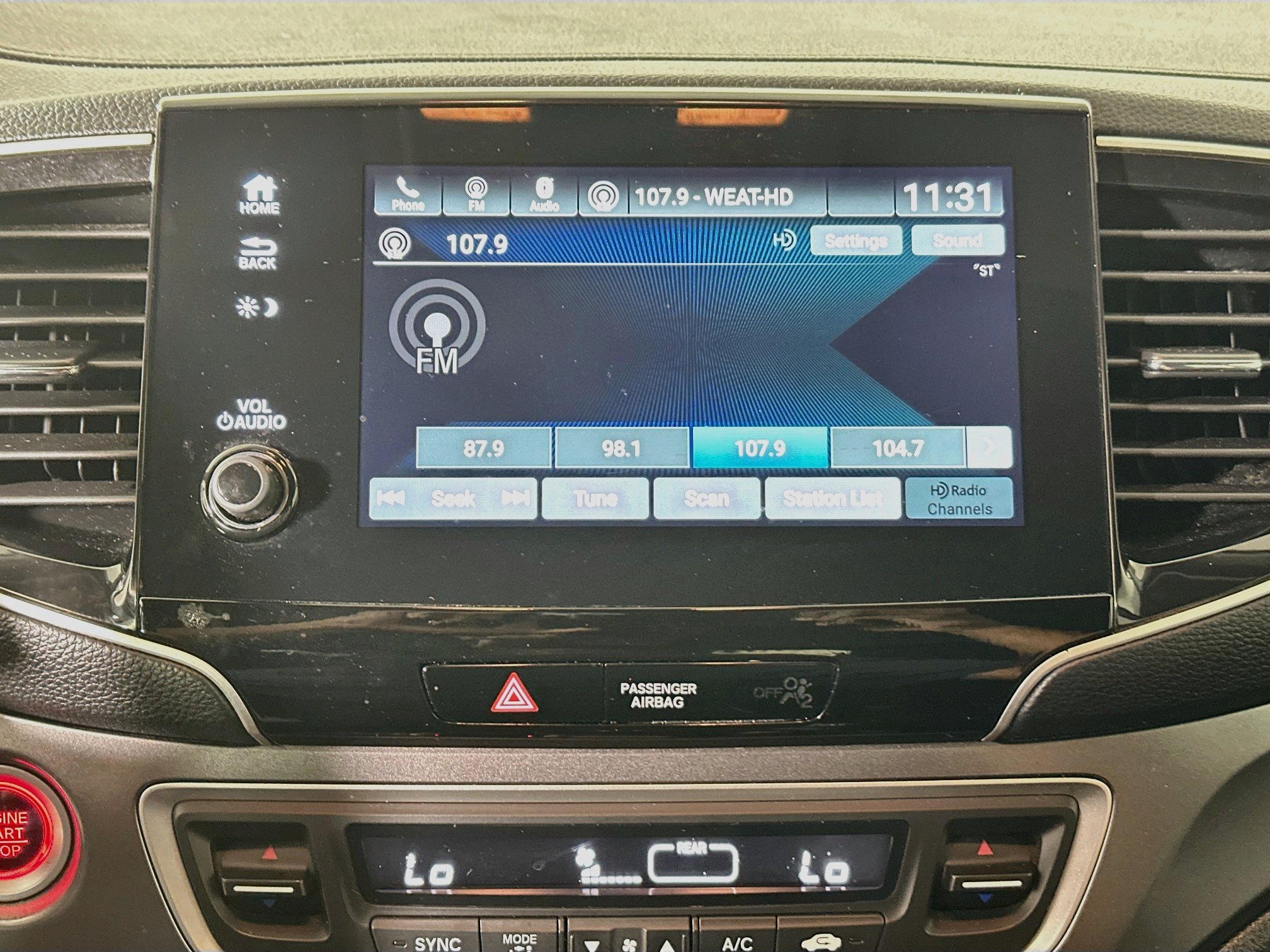 Used 2021 Honda Pilot EX image 24