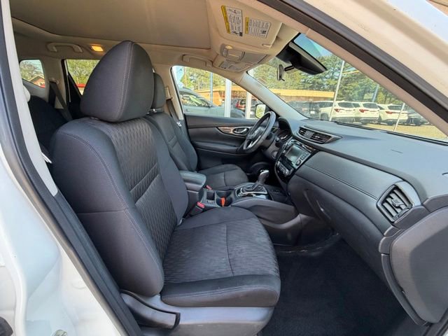 Used 2020 Nissan Rogue SV AWD/4WD image 11