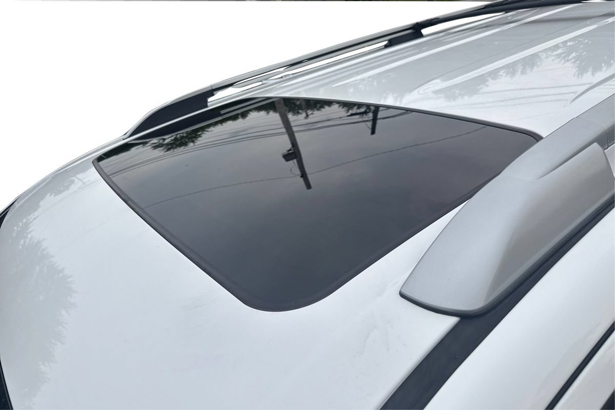 Used 2019 Toyota Sequoia SR5 AWD/4WD image 11