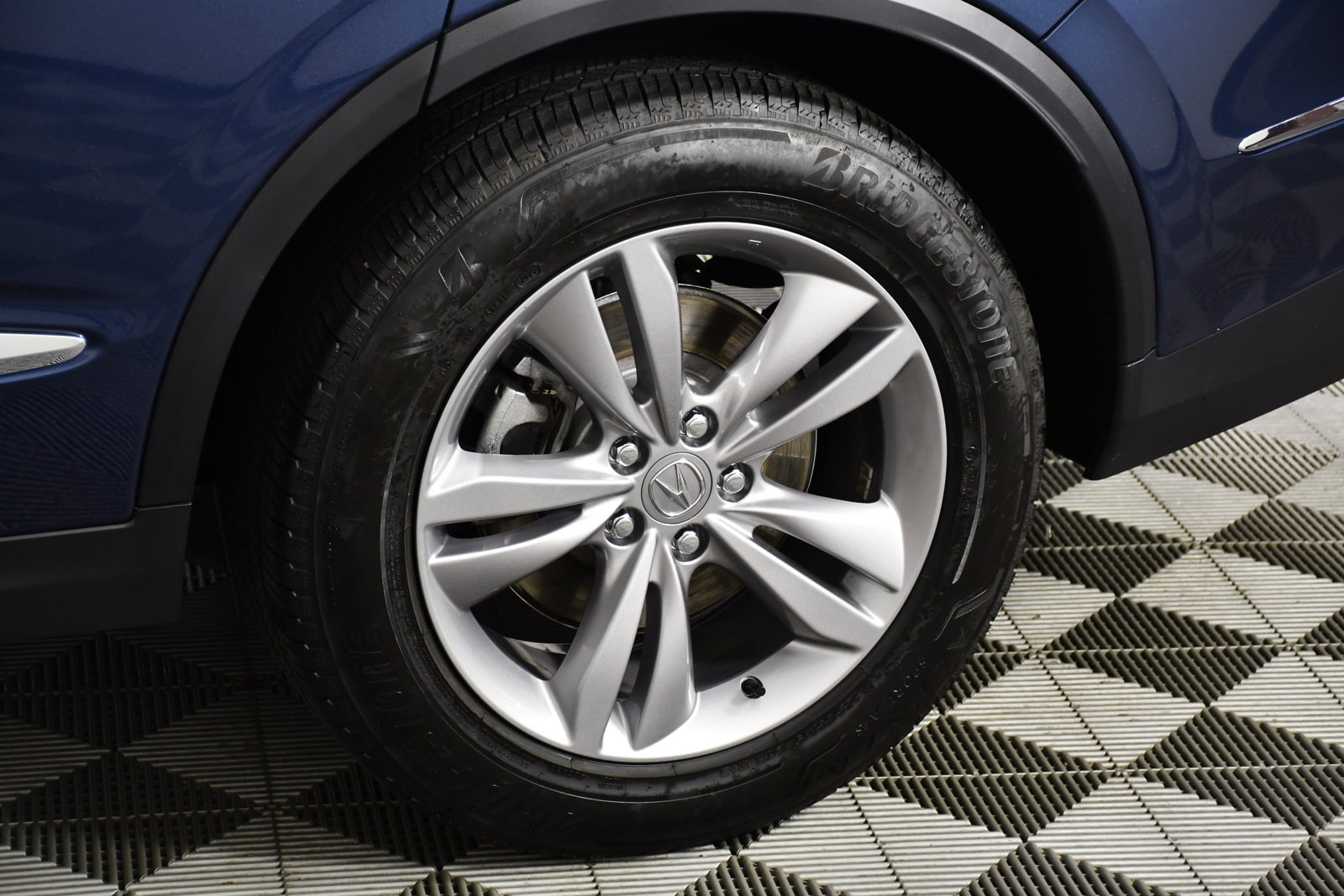 Certified 2025 Acura MDX SH-AWD image 53