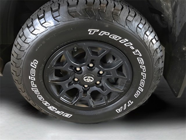 Certified 2020 Toyota Tacoma SR5 image 9