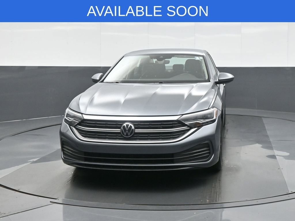 Used 2024 Volkswagen Jetta S image 2