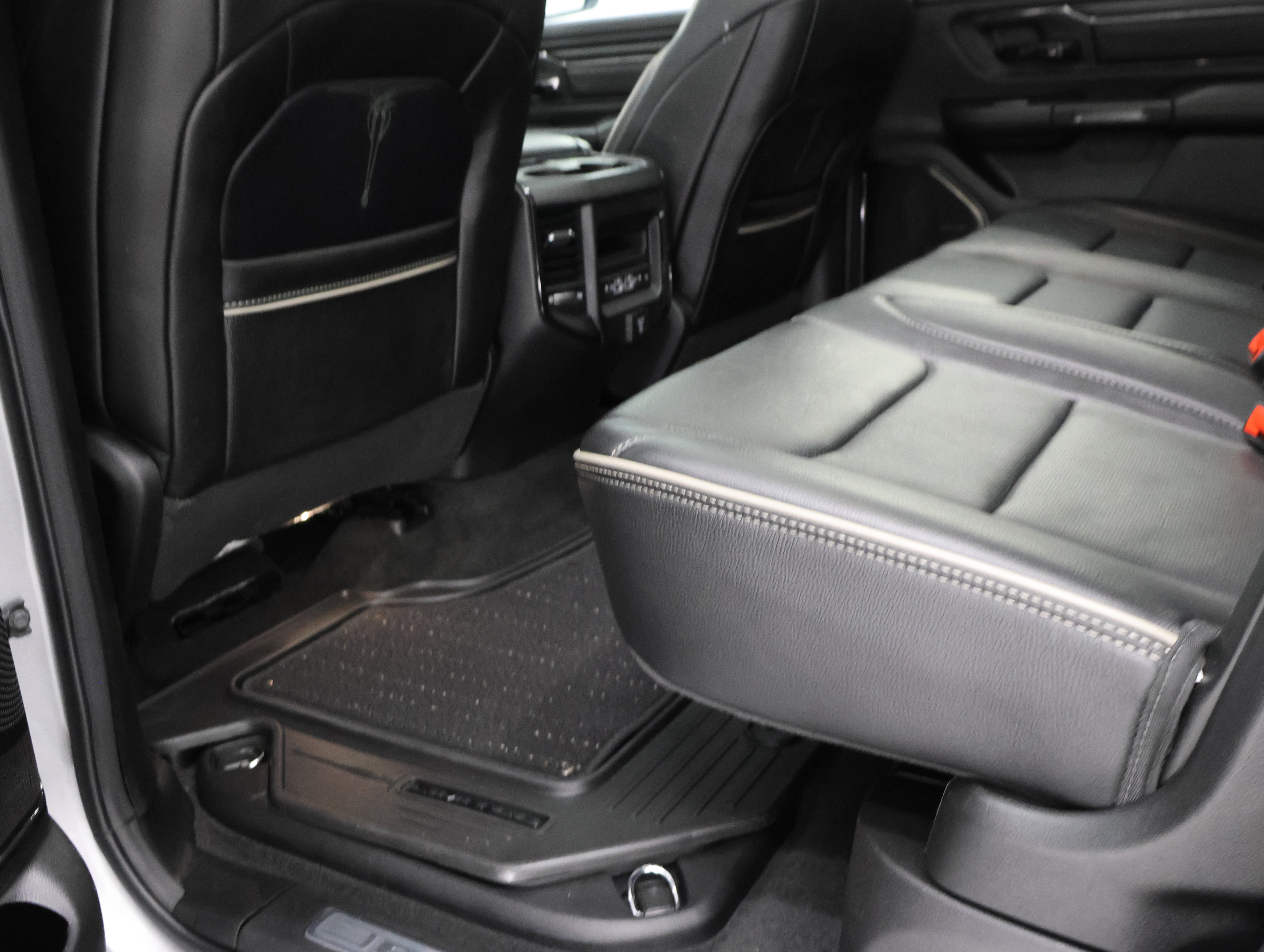 Used 2023 RAM 1500 Limited w/ Night Edition AWD/4WD image 35